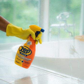 Zep Plus Foaming Bathroom Cleaner   32 oz