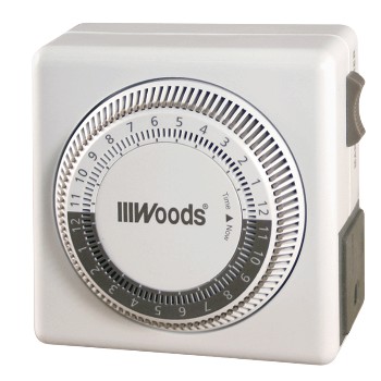 Coleman Cable 50000 Indoor 24-hour Timer