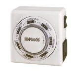 Indoor 7-Day Mechanical Vacation Timer