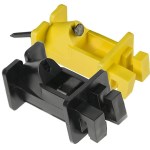 Zareba Slant Nail Insulators, Black - 25pk